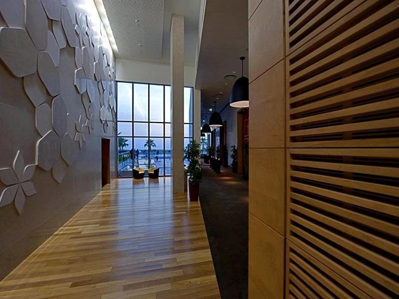 Staybridge Suites Yas Island Abu Dhabi By Ihg Интерьер фото
