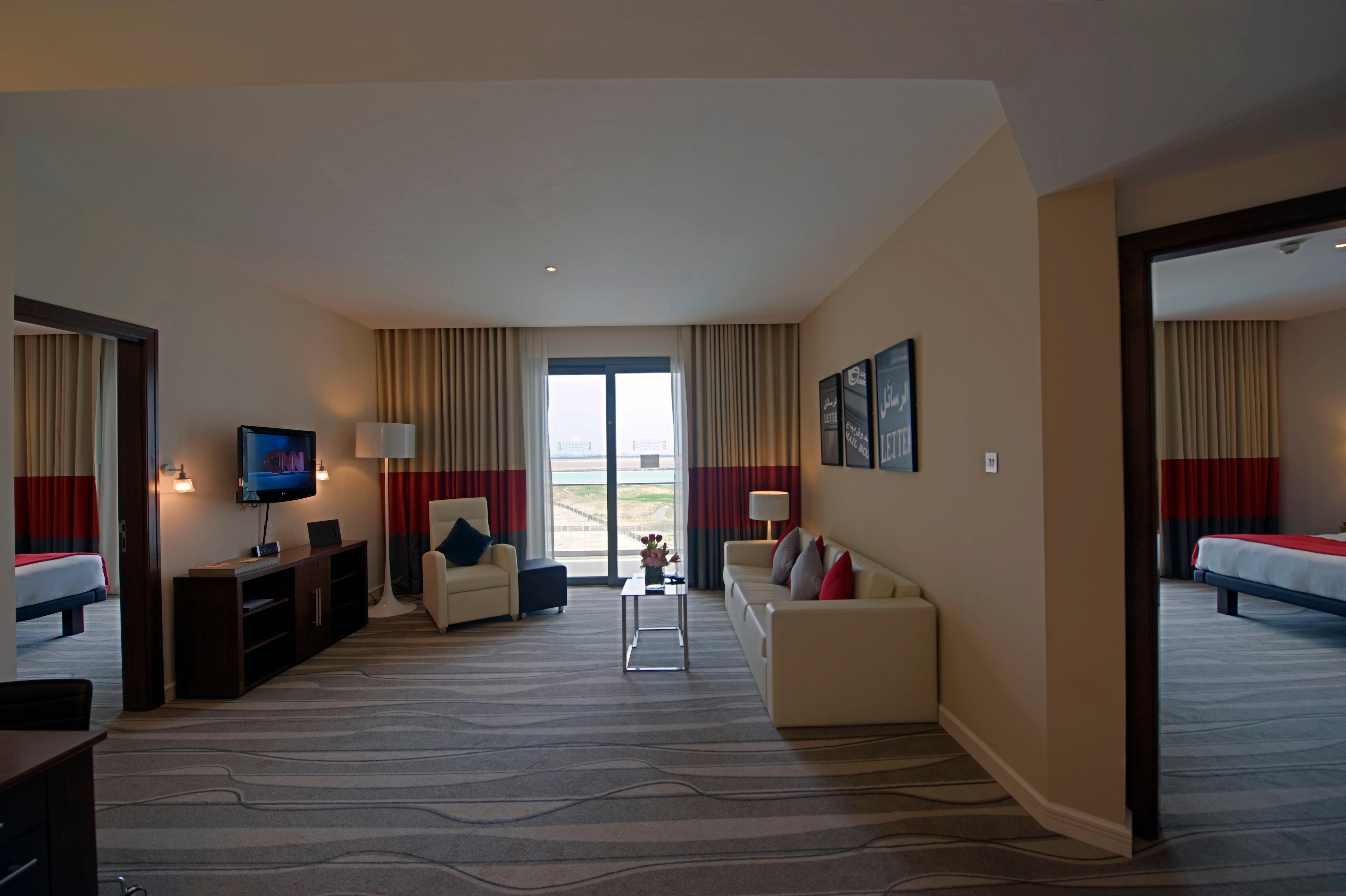 Staybridge Suites Yas Island Abu Dhabi, An Ihg Hotel Экстерьер фото